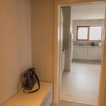 Private In Cypress Complex 12 דירה